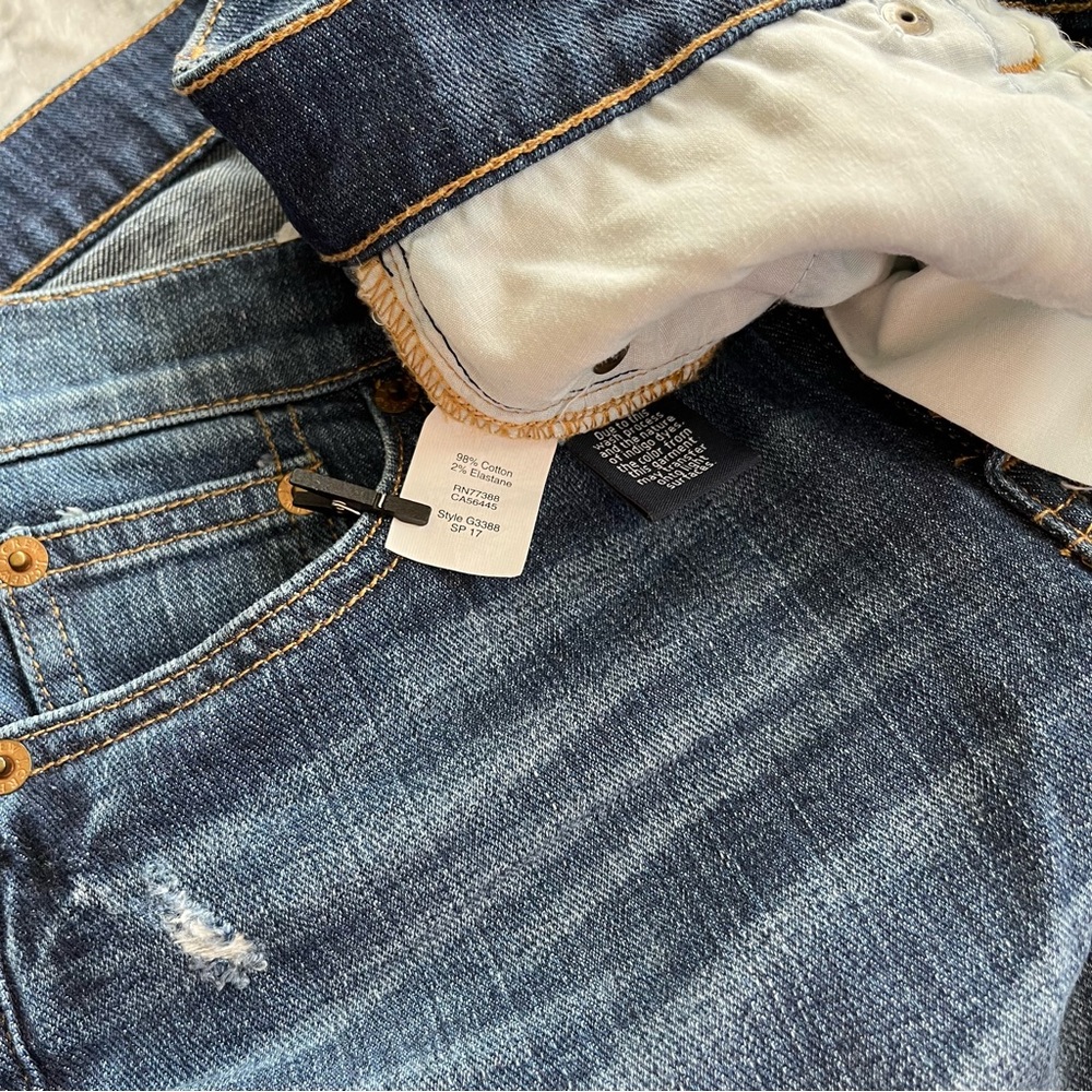 J. Crew Straight Leg Girlfriend Jeans | Rustic Chic Denim | Effortless Everyday - Picture 9 of 9